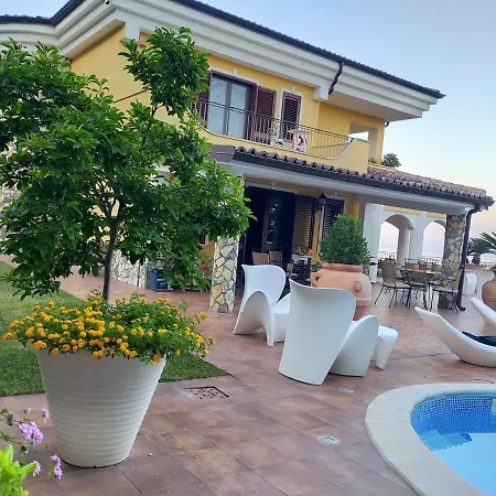 Fontana Saia Bed & Breakfast Paola