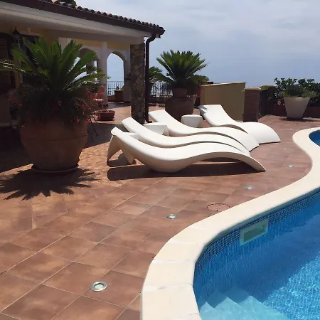 Fontana Saia Bed & Breakfast *