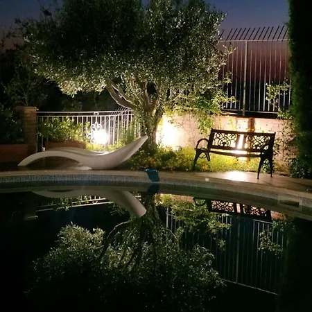 Oda ve Kahvaltı Fontana Saia