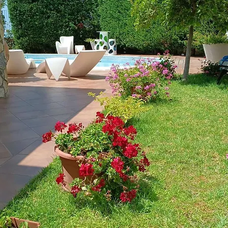 Fontana Saia Bed & Breakfast 4*