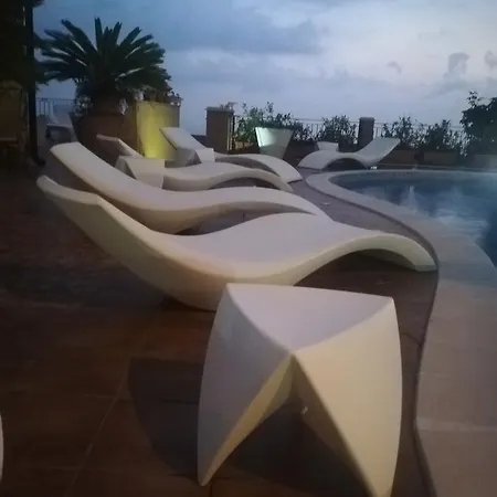 Fontana Saia 4* Paola