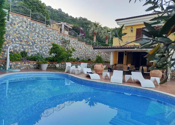 Fontana Saia 4* 帕奥拉