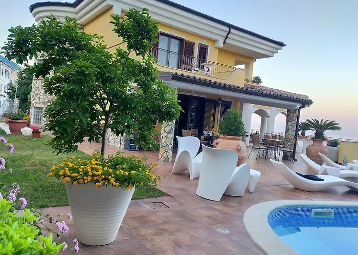 Fontana Saia 住宿加早餐酒店 帕奥拉