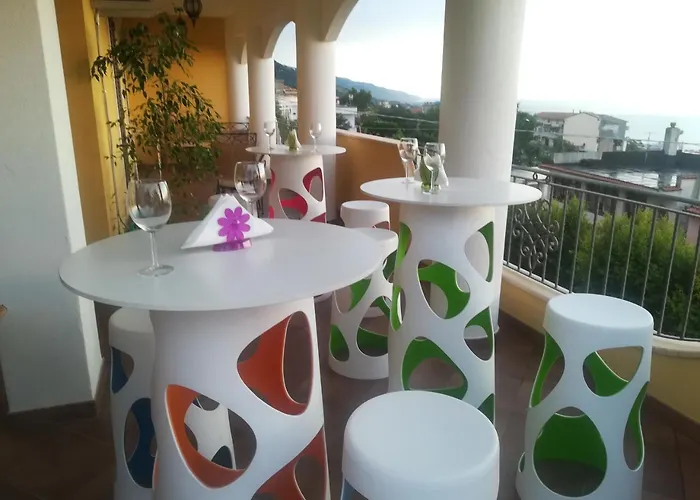 住宿加早餐酒店 Fontana Saia 帕奥拉